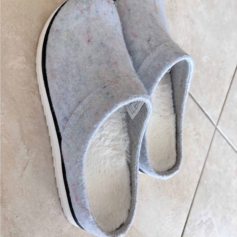 Merrell Light Gray Mules - Picture 5 of 5